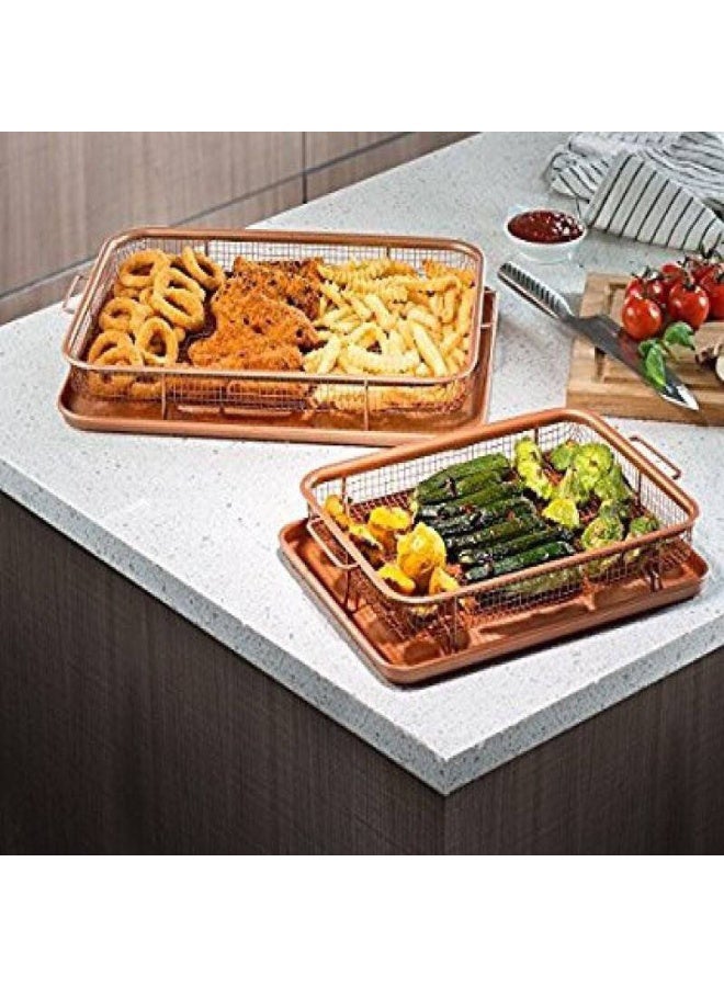 صينية تحميص كوبر جذابة بصريًا وتؤدي وظيفتها على أكمل وجه. مصنوعة من النحاس الفاخر والأنيق، توزع الحرارة بشكل مثالي. يمكنك تحميص وخبز أشهى المعجنات والبسكويت دون أن تلتصق. تتطلب كمية قليلة من الزيت، مما ينتج عنه طعام أخف وأنظف. تصميمها المميز وجودتها العالية يضمنان بقاءها إضافة رائعة لمطبخك لسنوات طويلة. آمنة للاستخدام في الفرن ومقاومة للحرارة، إنها قطعة فاخرة وعملية في آن واحد. متوفرة بالمقاس 1 - Image 1